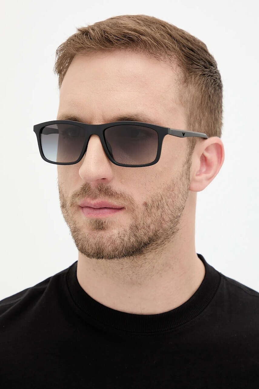 Slnečné okuliare Emporio Armani čierna farba, 0EA4257U