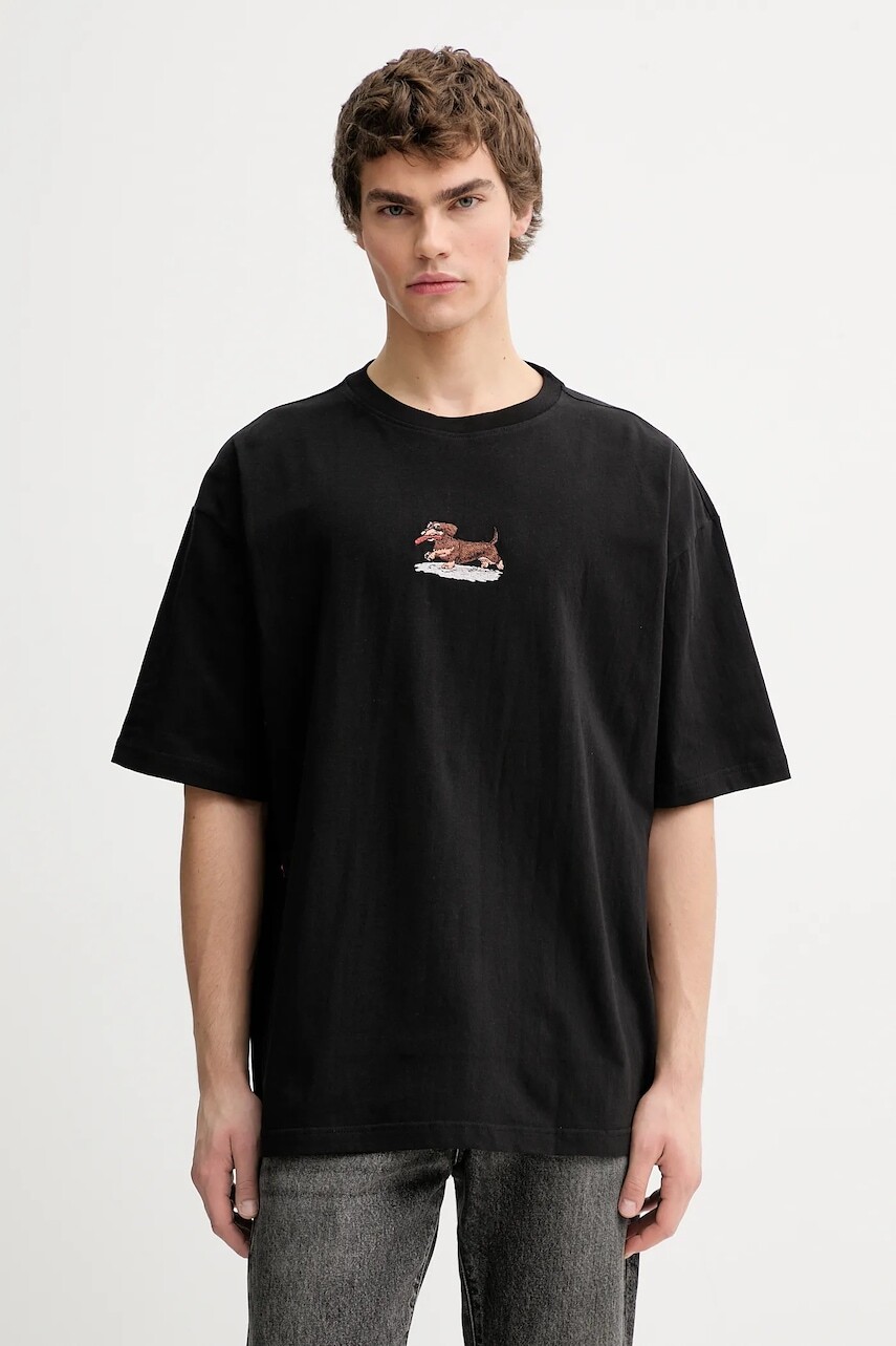 Bavlnené tričko Kaotiko čierna farba, s nášivkou, AR052-02-G002