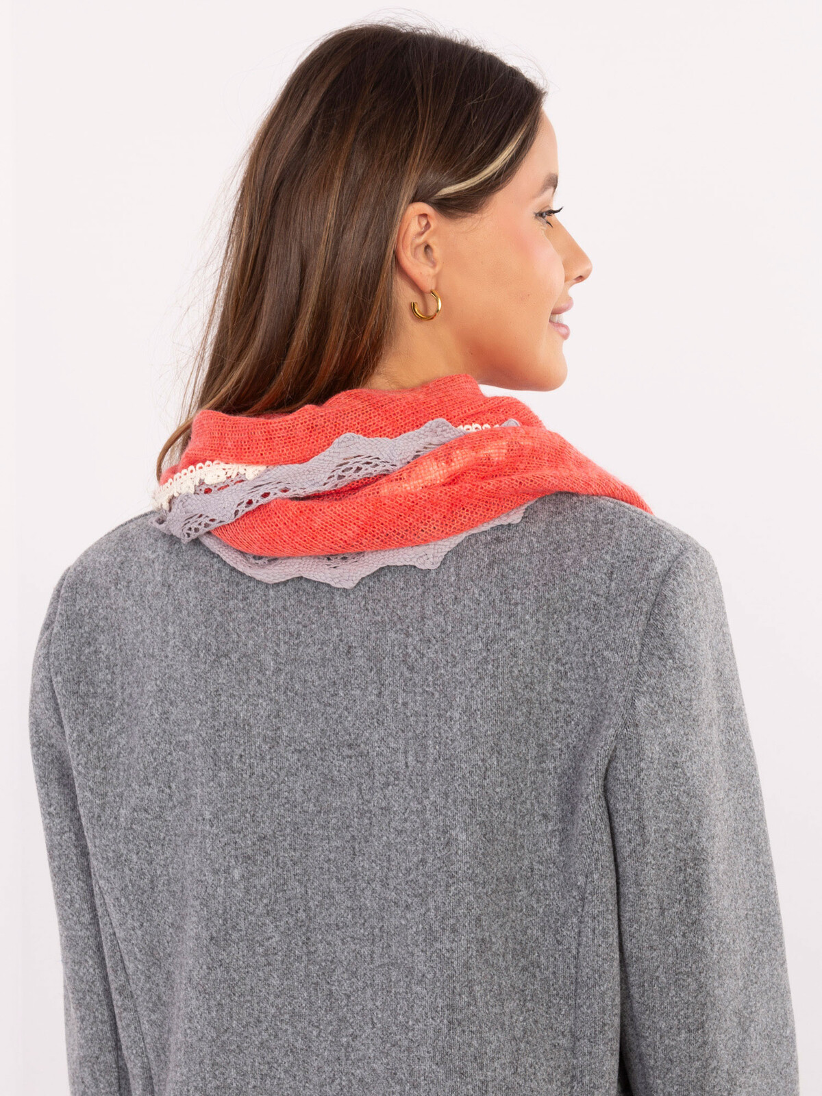 Šál s korálovým vzorom