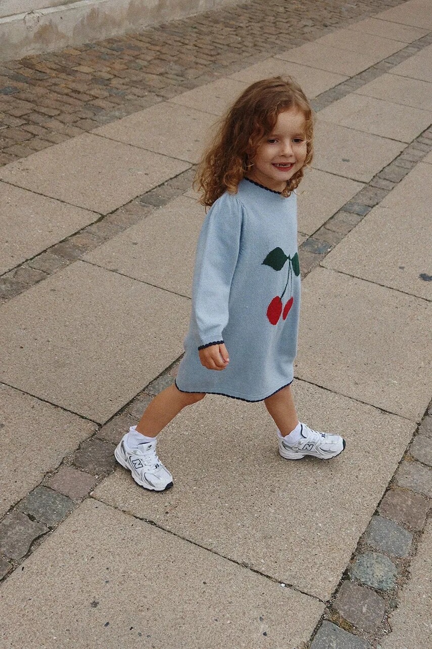 Detské šaty s prímesou vlny Konges Sløjd ALEXA KNIT DRESS modrá farba, midi, rovný strih, KS101390