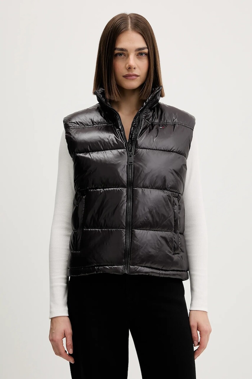 Vesta Tommy Jeans čierna farba, zimná, DW0DW22037