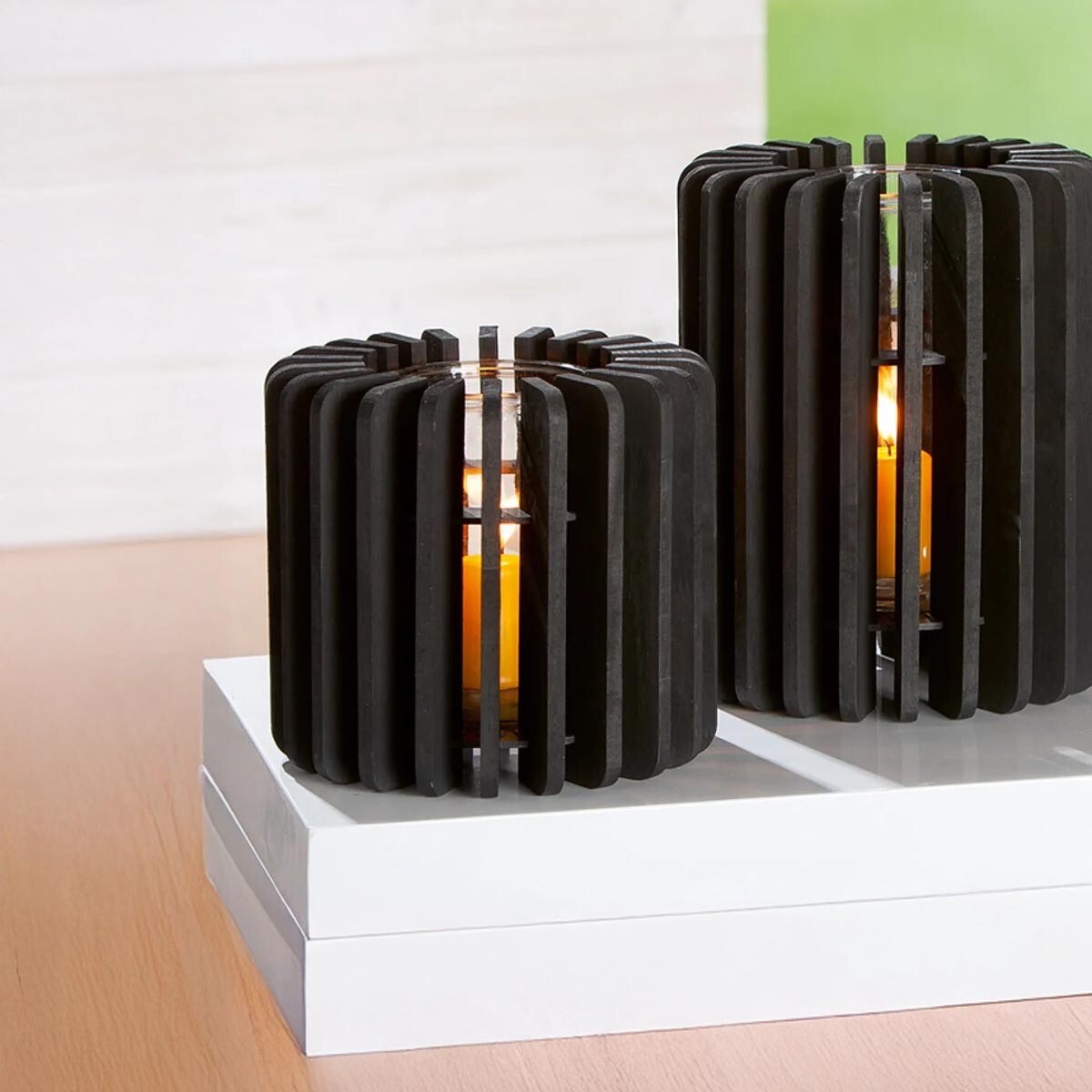 Drevený lampáš, čierny, 18 cm