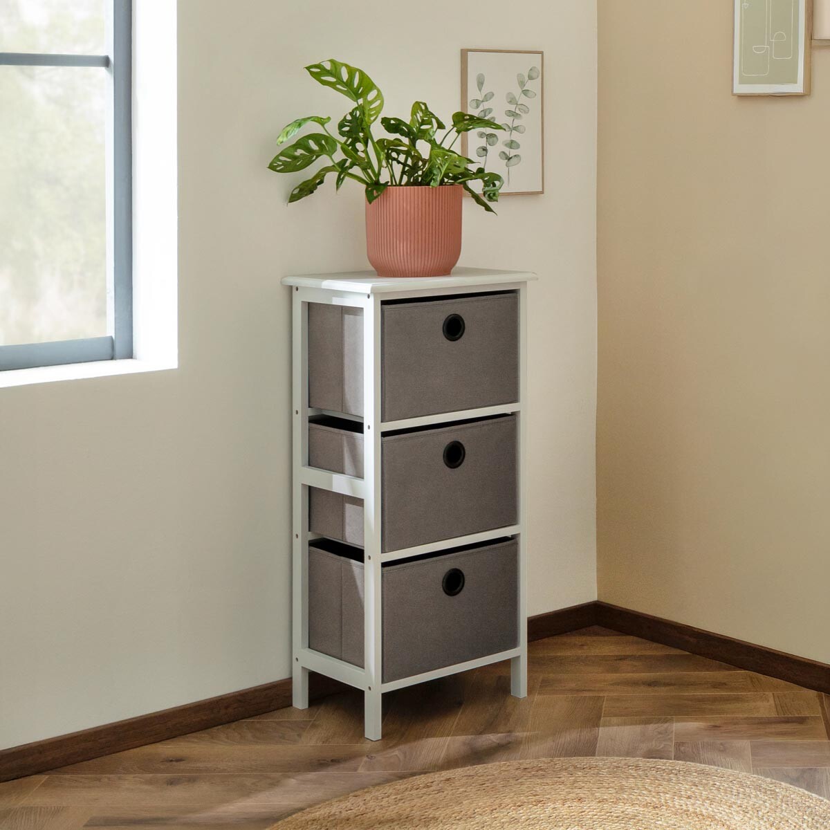 Komoda s 3 zásuvkami