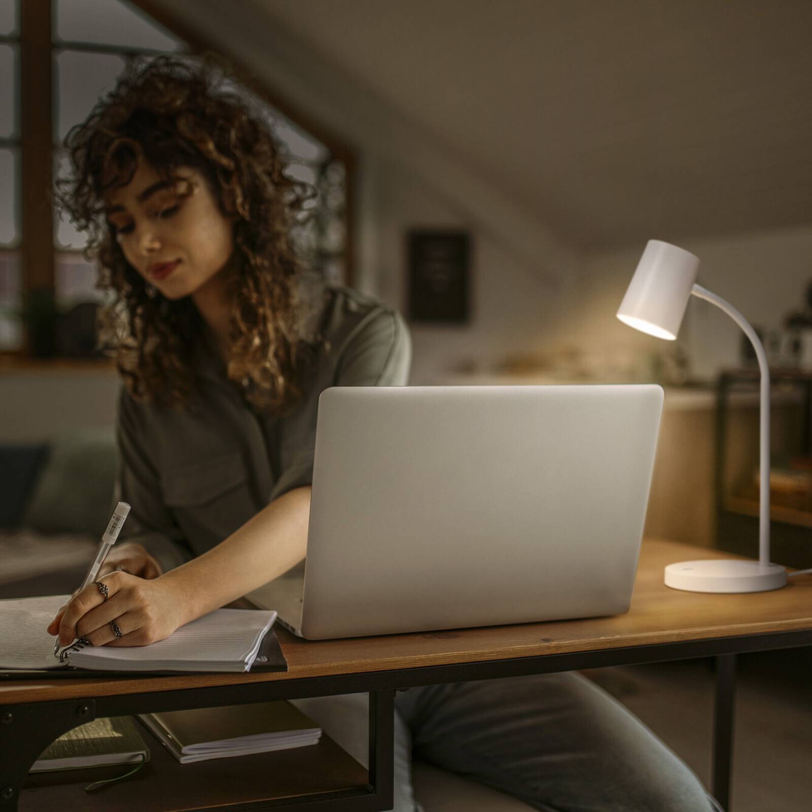 OSRAM stolová lampa Office Line Desk Trapezium, biela, GU10