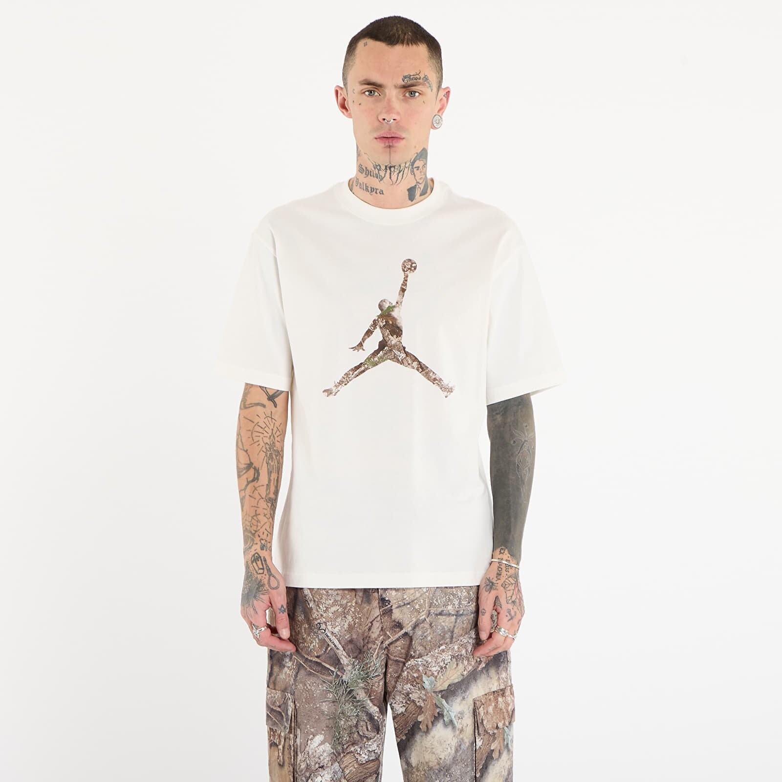 Tričko Jordan Brooklyn Men's Realtree Jumpman T-Shirt Sail/ Black M