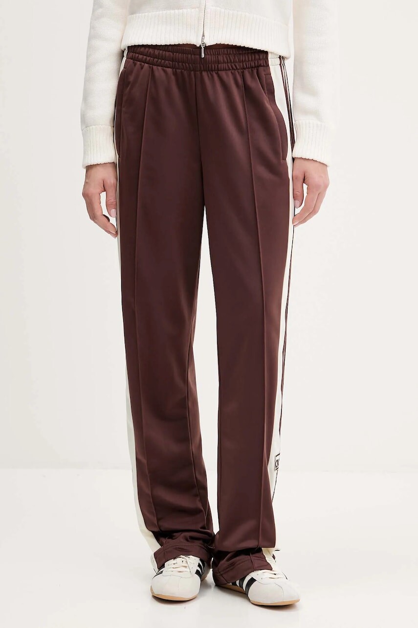 Tepláky adidas Originals Adibreak hnedá farba, s nášivkou, KD2518