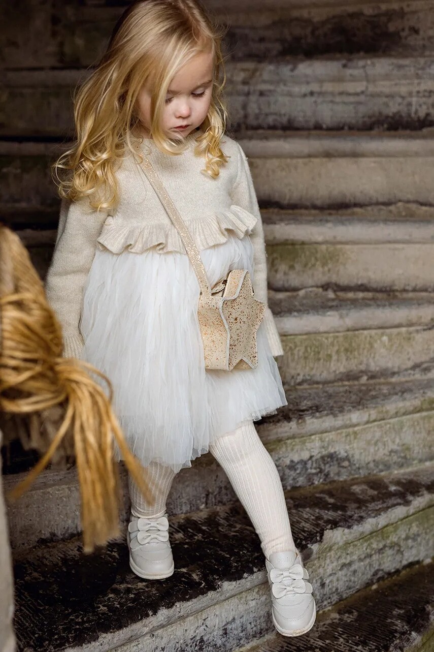 Detské šaty s prímesou vlny Donsje Paulien Dress béžová farba, midi, áčkový strih, 4103200