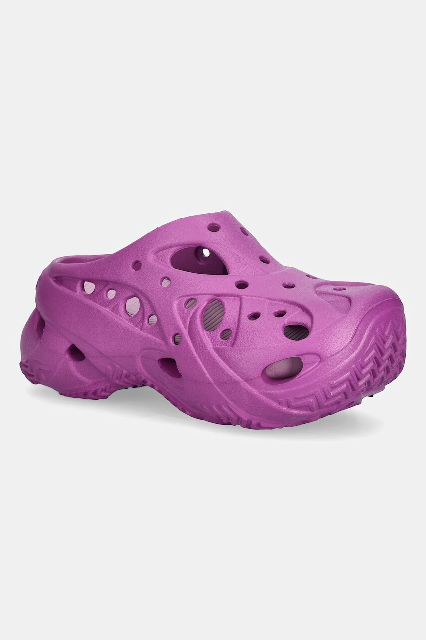 Šľapky Crocs Caged W Clog fialová farba, na platforme, 211141