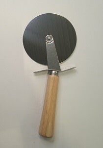 CONCEPT Krájač na pizzu ETV7760