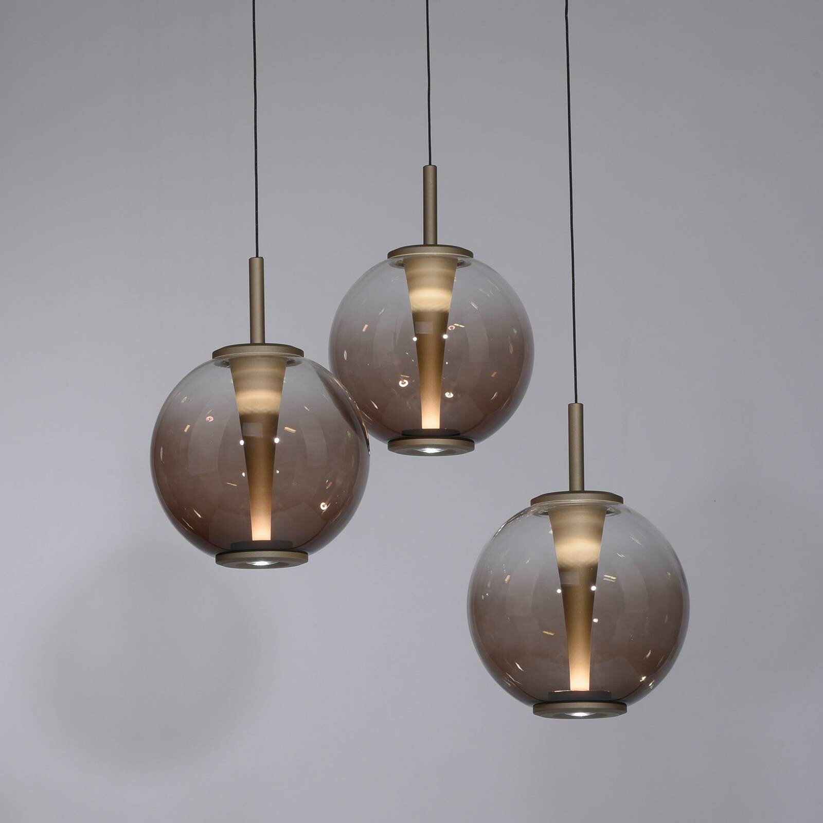 PURE LED závesné svietidlo E-Infinity, bronzová/jantárová, Ø 50 cm, CCT