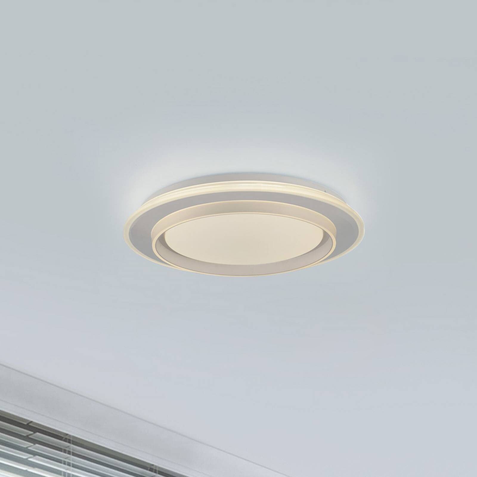 JUST LIGHT. stropné LED svetlo Lago Ø 40 cm biele diaľkové ovládanie