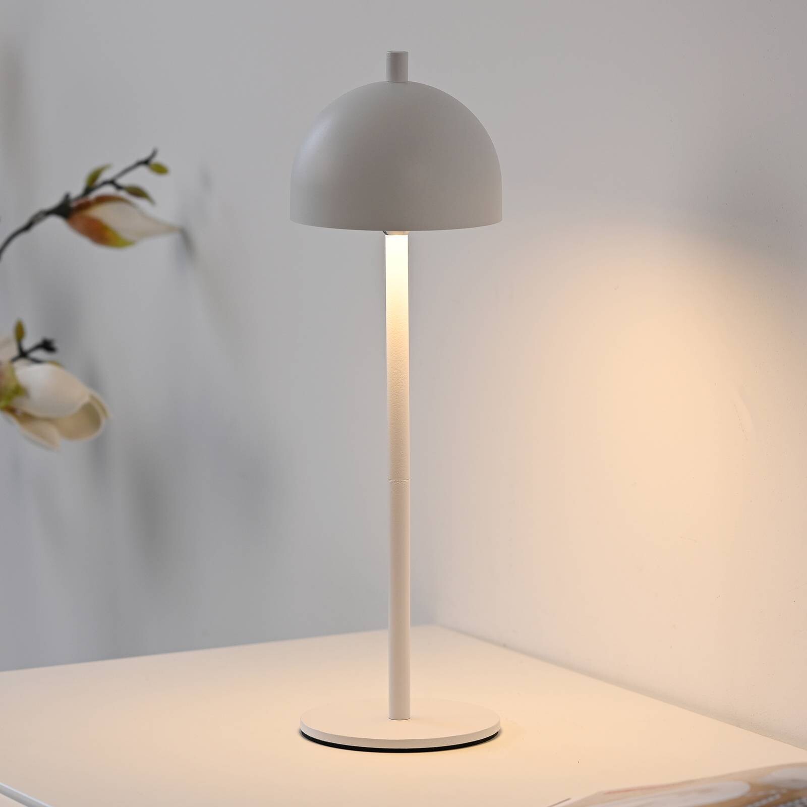 Schöner Wohnen stolová LED lampa Bellies, biela, IP54