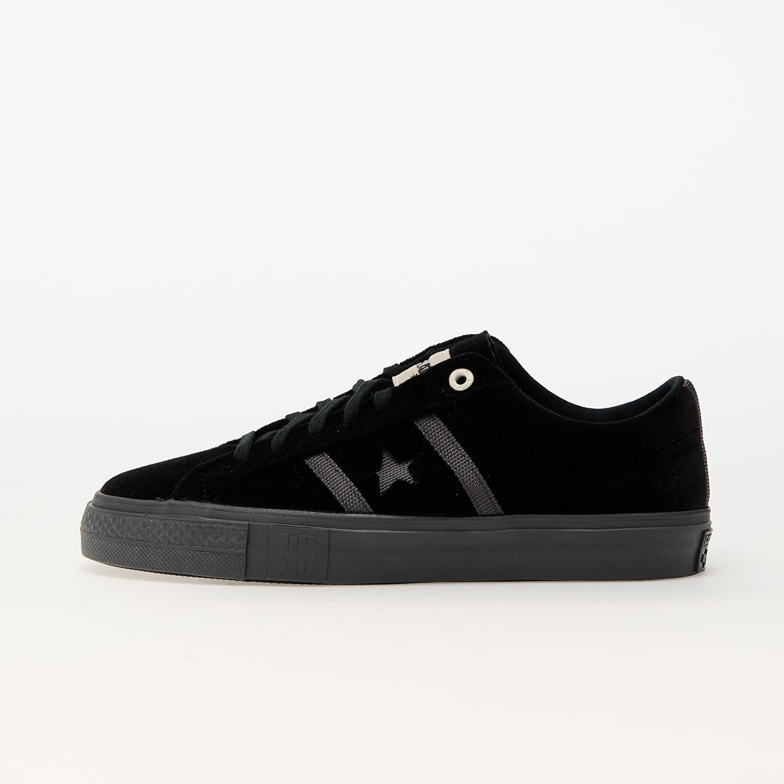 Tenisky Converse x UNDEFEATED One Star Academy Pro Black/ Black/ Egret EUR 36