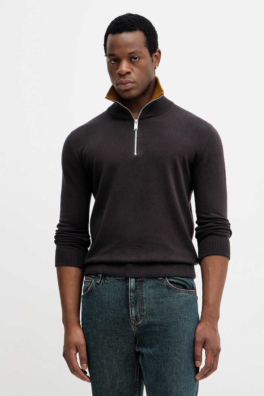 Sveter Sisley šedá farba, ľahký, s polorolákom, 10F2S300O