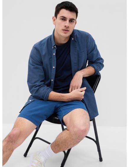 Klasická štandardná oxfordská košeľa