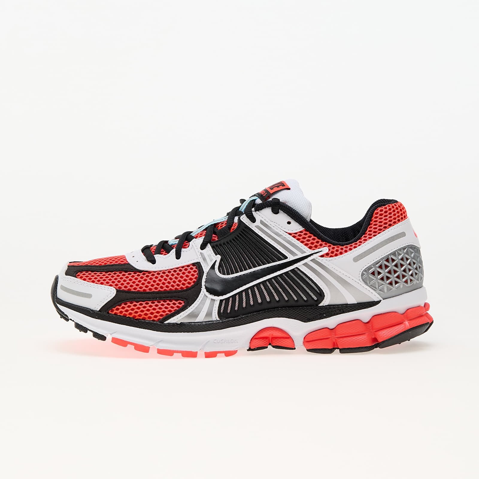 Tenisky Nike Zoom Vomero 5 Se Bright Crimson/ Black-Glacier Ice EUR 39
