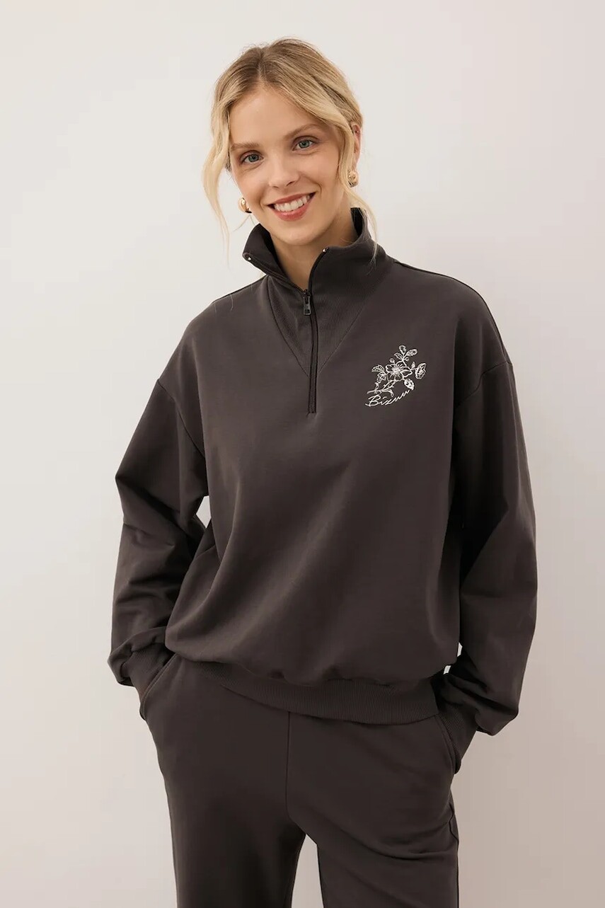 Mikina Bizuu TANSY hnedá farba, s nášivkou, TANSY BRĄZOWY