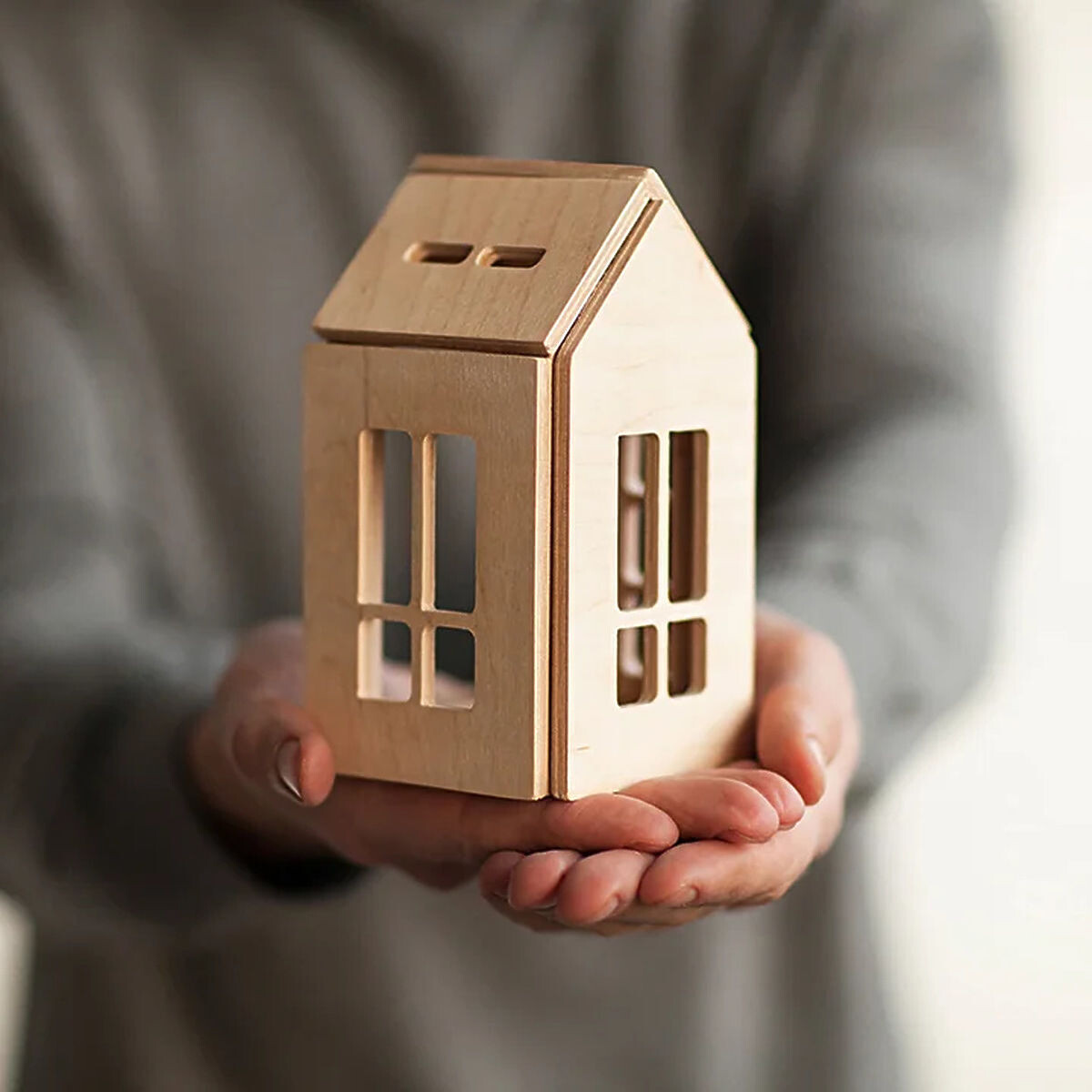 Magnetický Montessori drevený domček - natural S