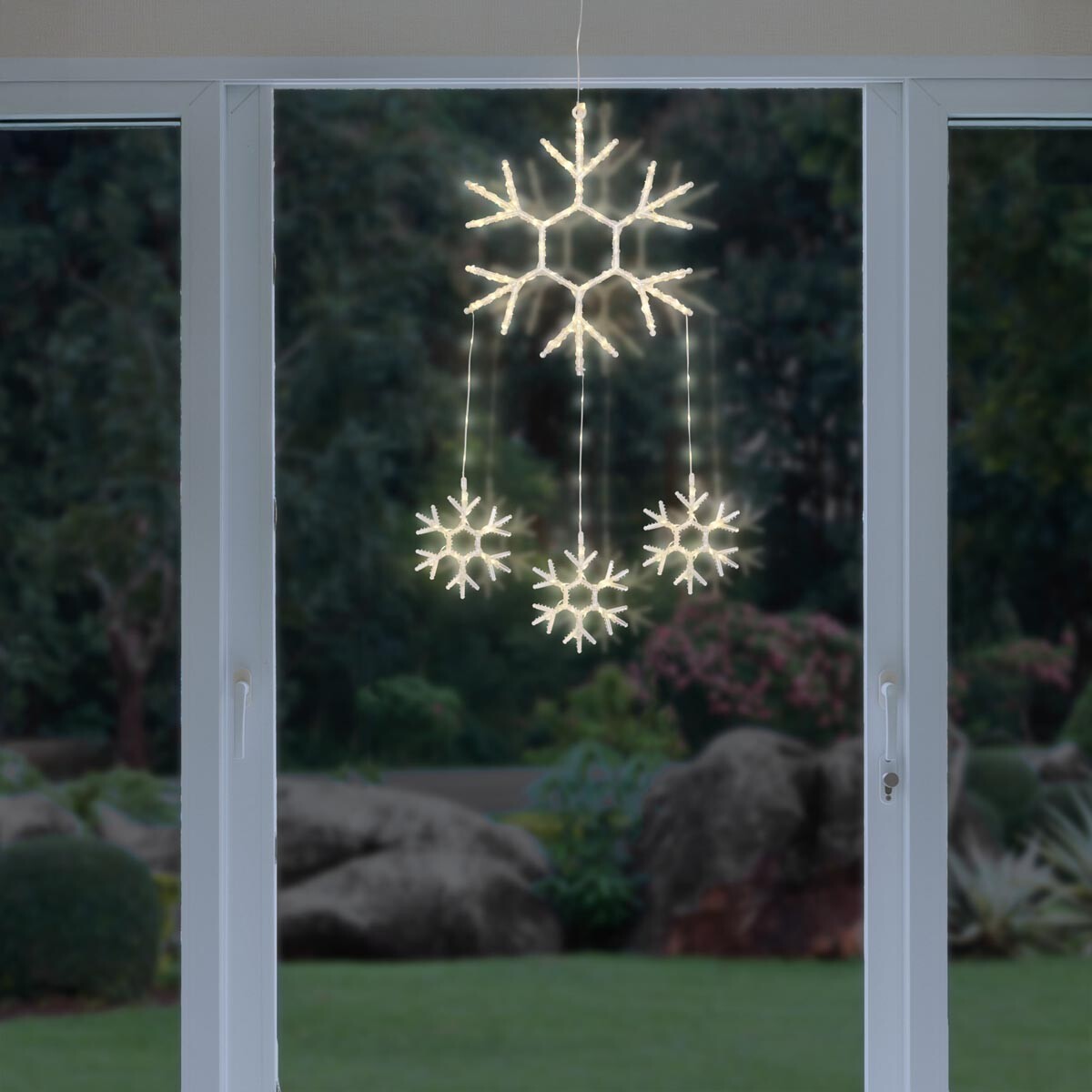 Závesná dekorácia LED snehová vločka