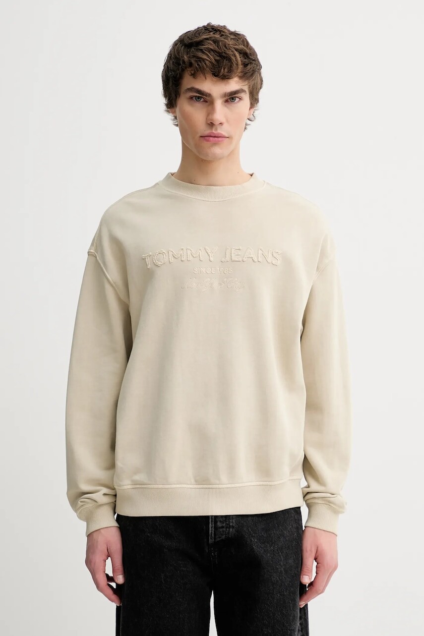 Bavlnená mikina Tommy Jeans béžová farba, s nášivkou, DM0DM22363