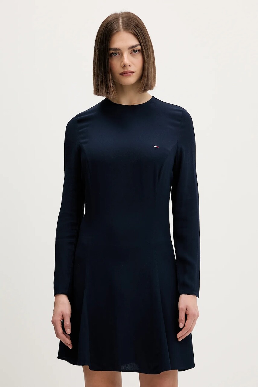 Šaty Tommy Jeans tmavomodrá farba, mini, áčkový strih, DW0DW21916