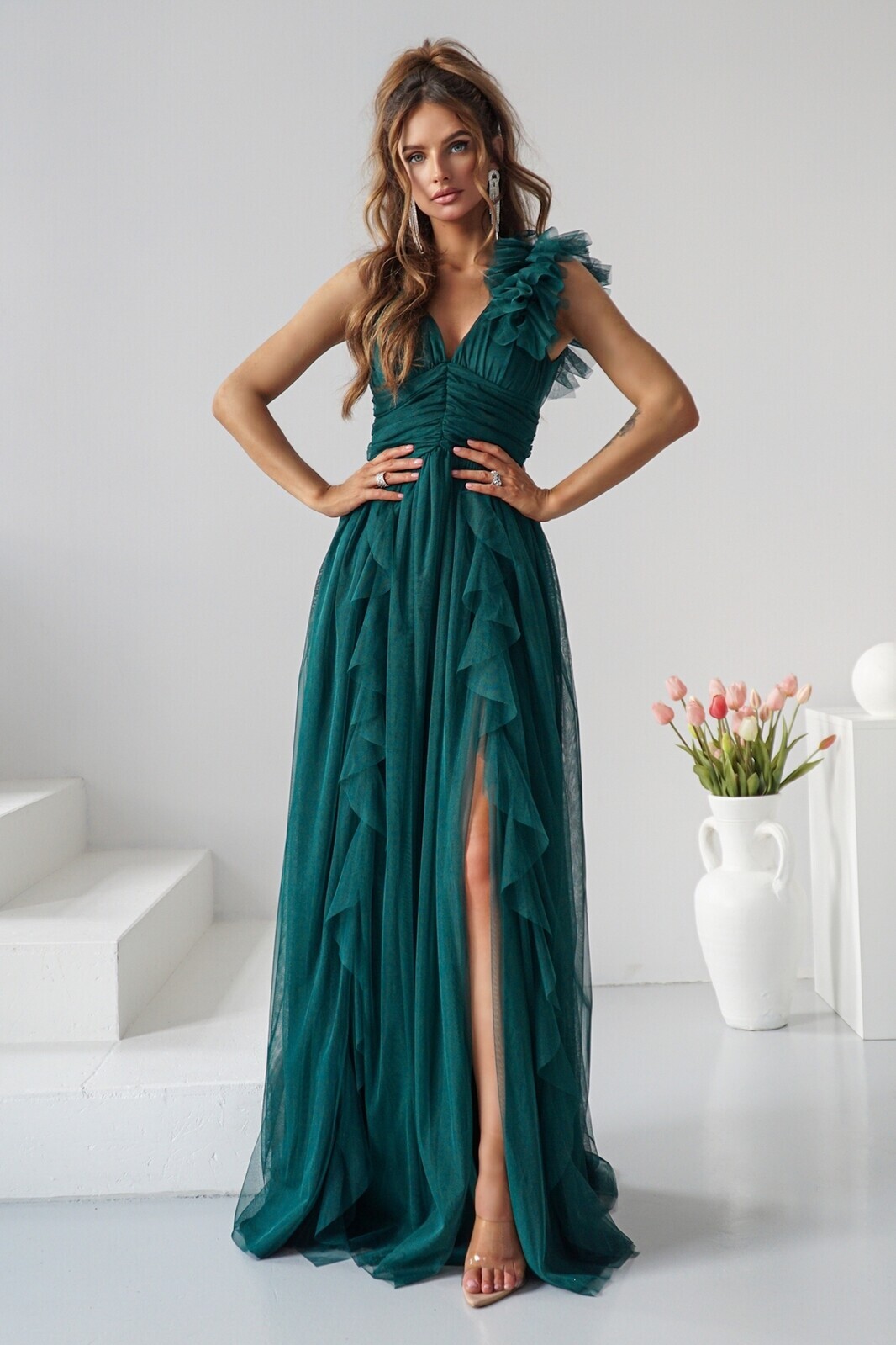 Warsaw Dress Poškodený tovar - Smaragdové tylové šaty s rozparkom Veľkosť: S