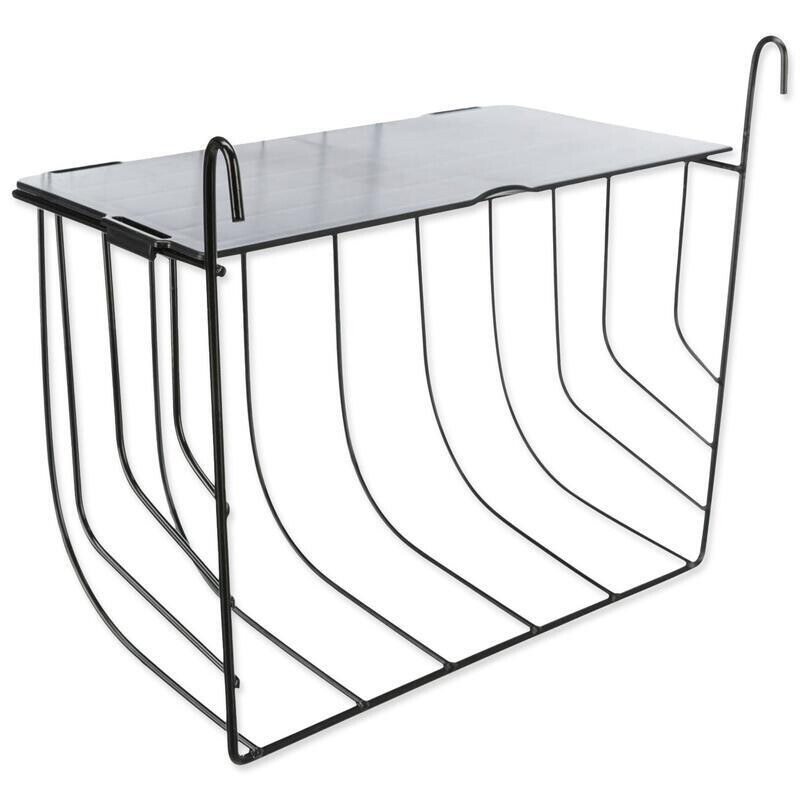 Závěsné černé kovové jesličky na seno s víkem