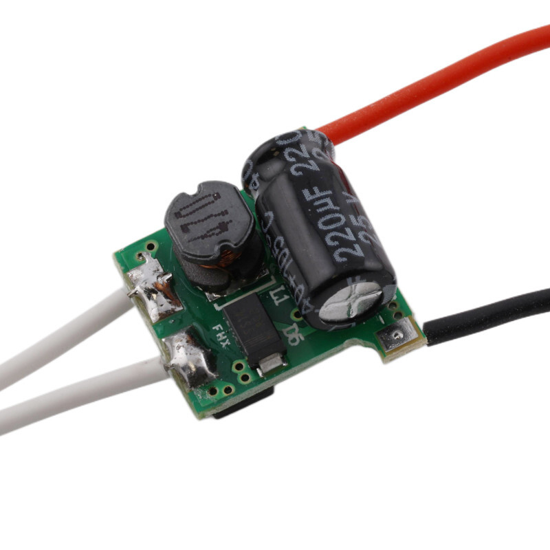 Napájací zdroj pre 3ks 1W LED, z 12V na 3.2-9.8V, 300mA