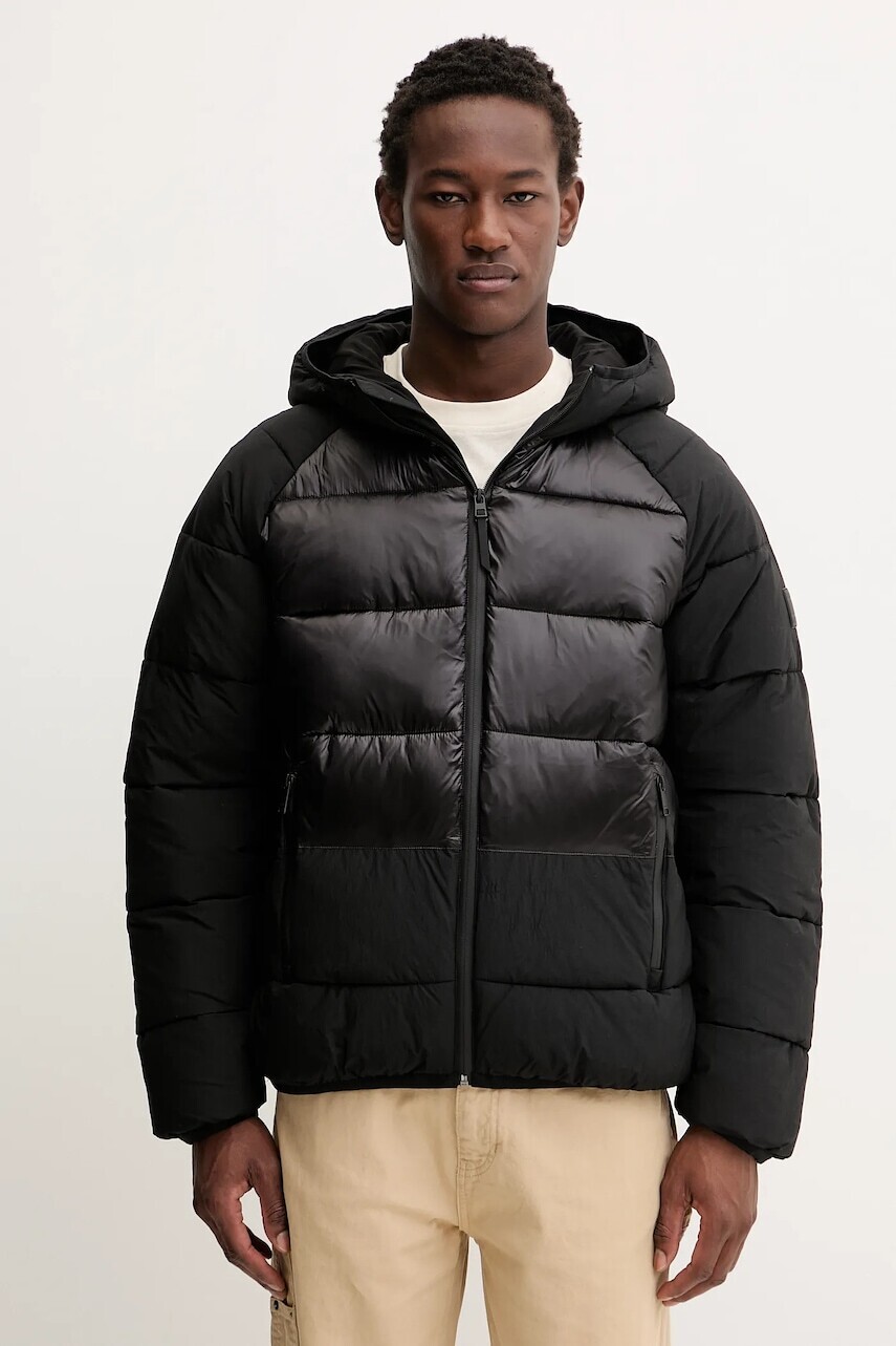 Bunda Tommy Jeans čierna farba, zimná, DM0DM22034