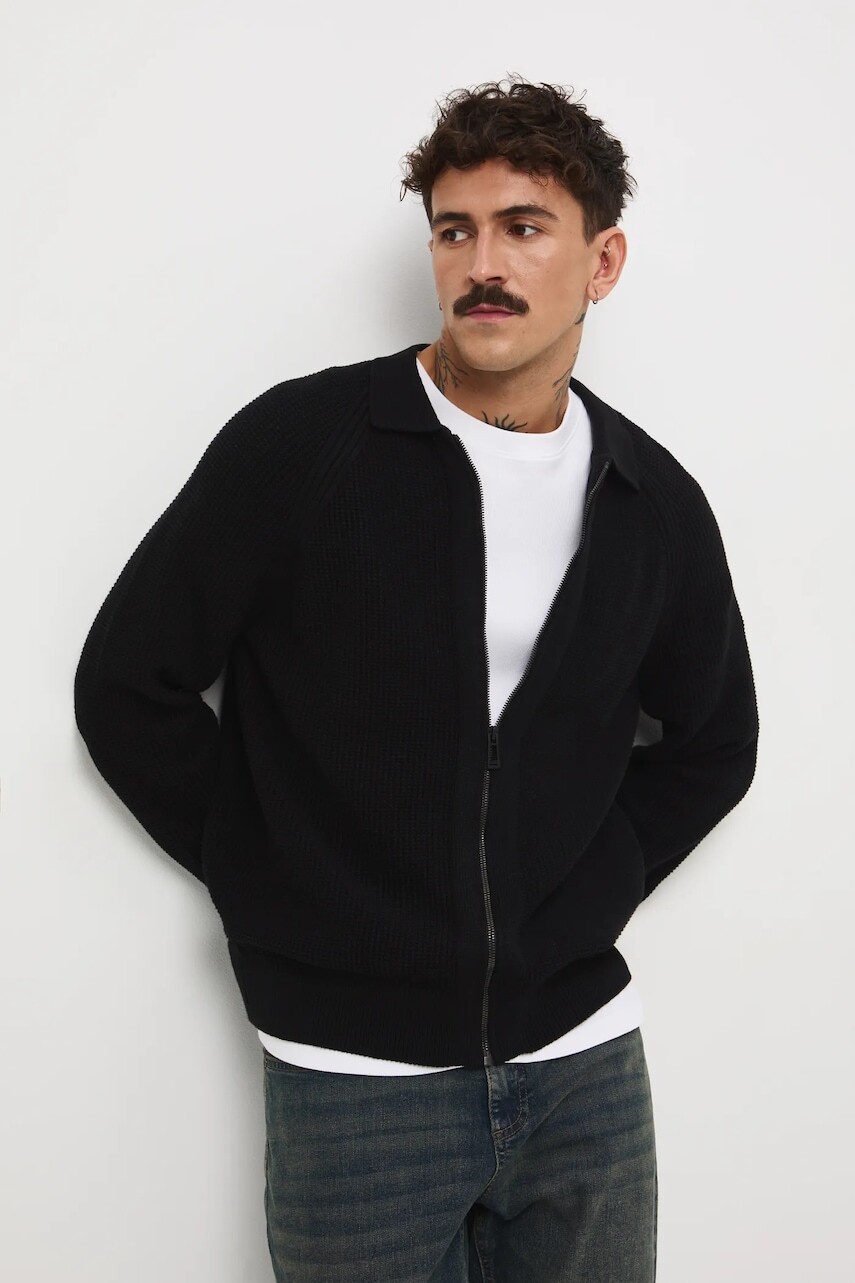 Bavlnený kardigán Medicine čierna farba