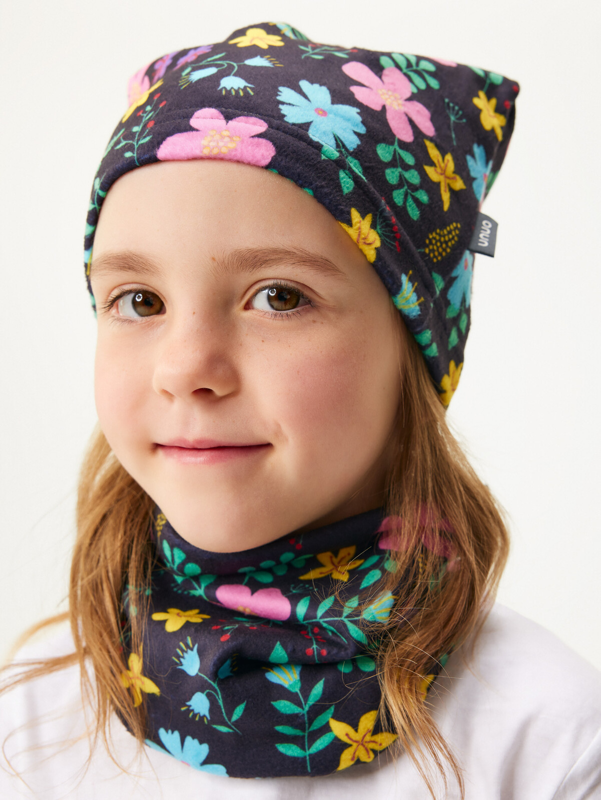 Unuo Detská čiapka fleecová Homeless, Kytičky Veľkosť: M 8596227153046