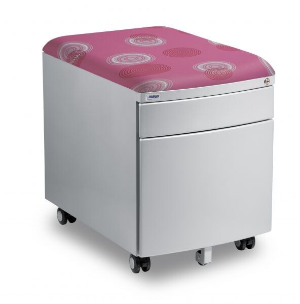 Pojazdný kontajner Mayer 32P8 26 090 — strieborný, ružové čalúnenie