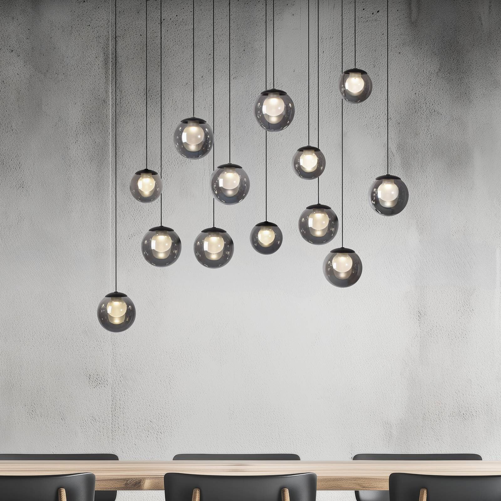 PURE LED závesné svietidlo Popup, sivá/dymovo sivá, 100 cm, 13-ramenná.