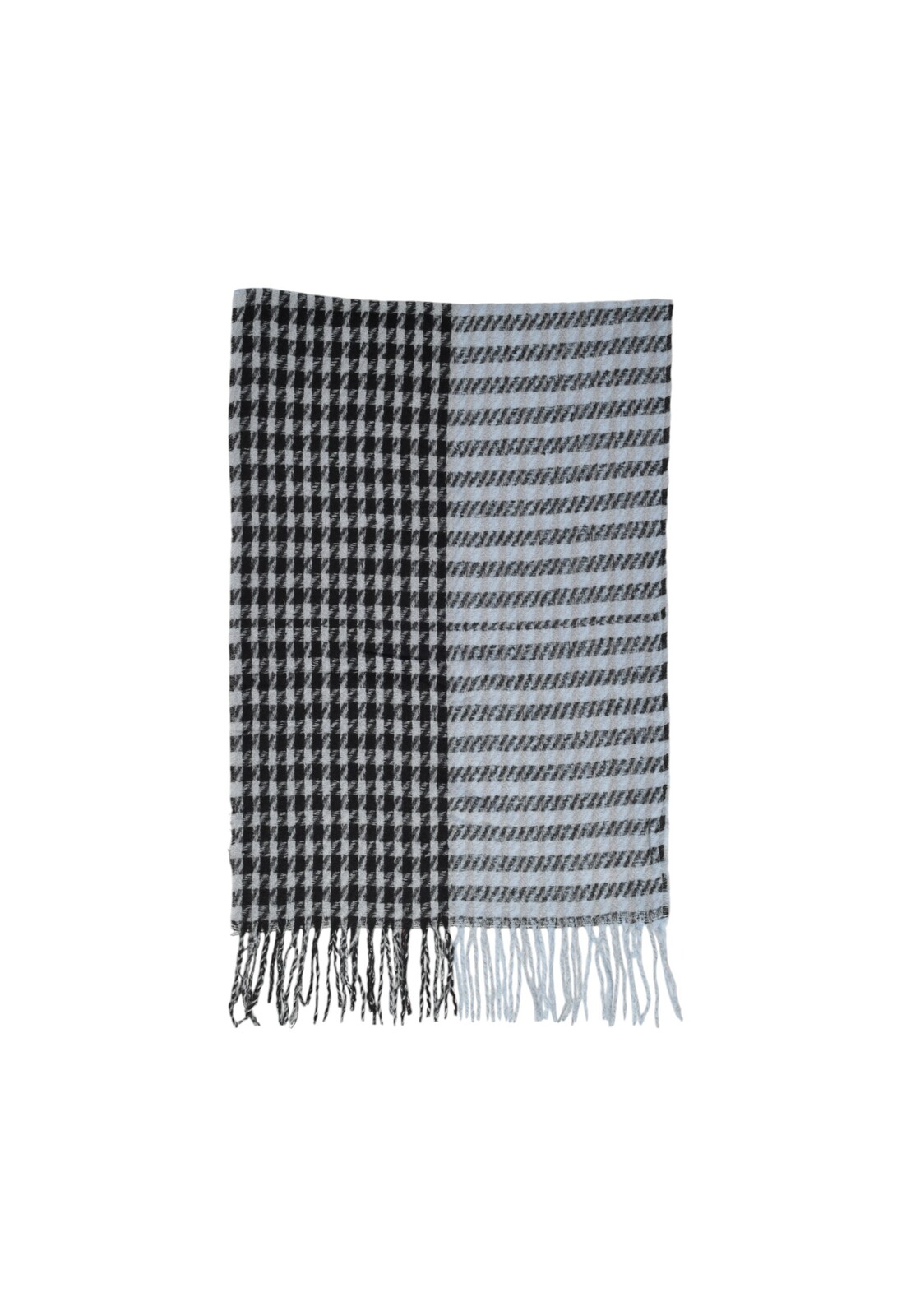 Šál s geometrickým vzorom