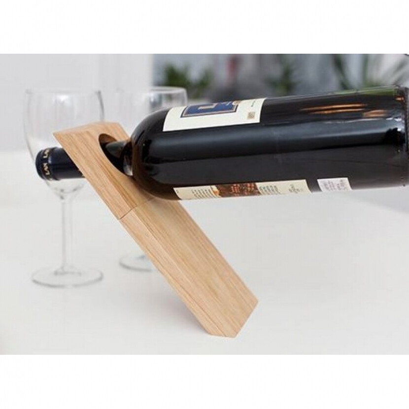 Stojanček na víno s vývrtkou - hnedý