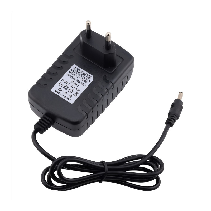 Napájací zdroj zásuvkový 12V, 2A, 3,5x1,35mm