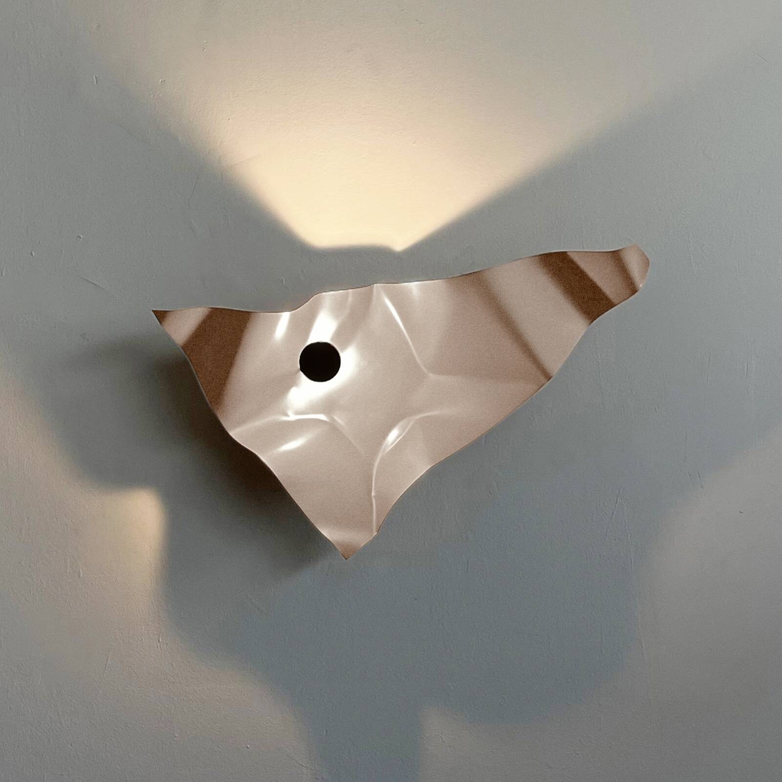 Knikerboker LED nástenné svetlo Zona d'ombra, sahara, 79 cm