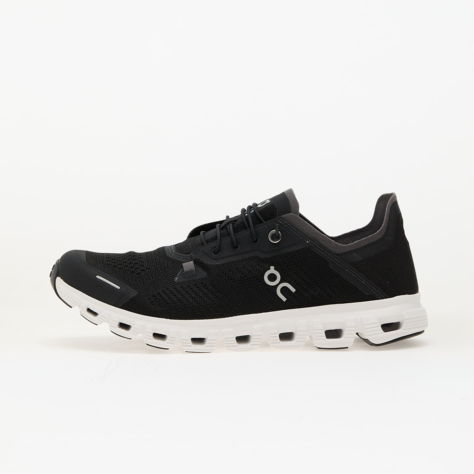Tenisky On M Cloud 6 Coast Black/ White EUR 47