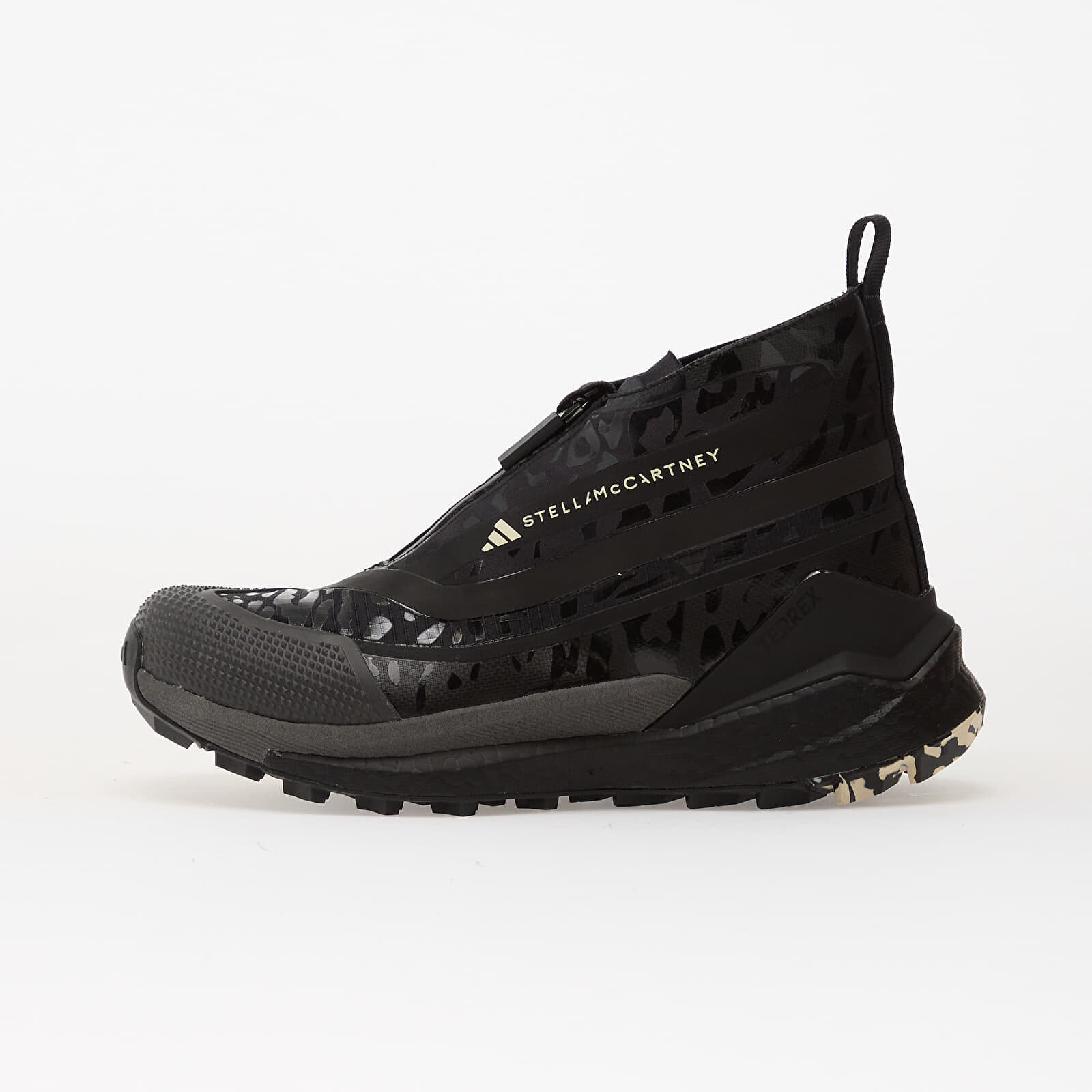 Tenisky adidas x Stella McCartney x Terrex Free Hiker Gtx Aop Core Black/ Utility Black/ Almond Milk EUR 40 2/3