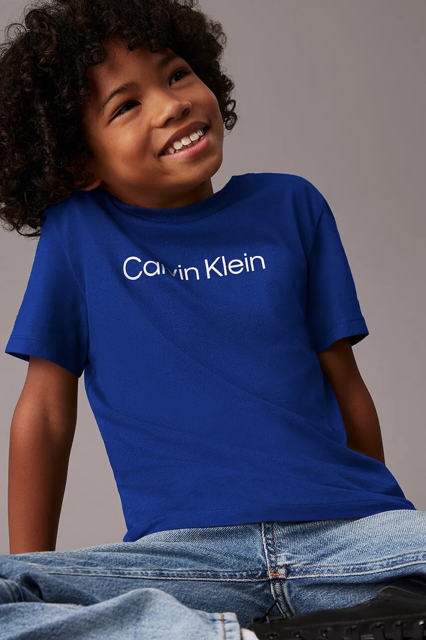Detské bavlnené tričko Calvin Klein Jeans tmavomodrá farba, IU0IU00682