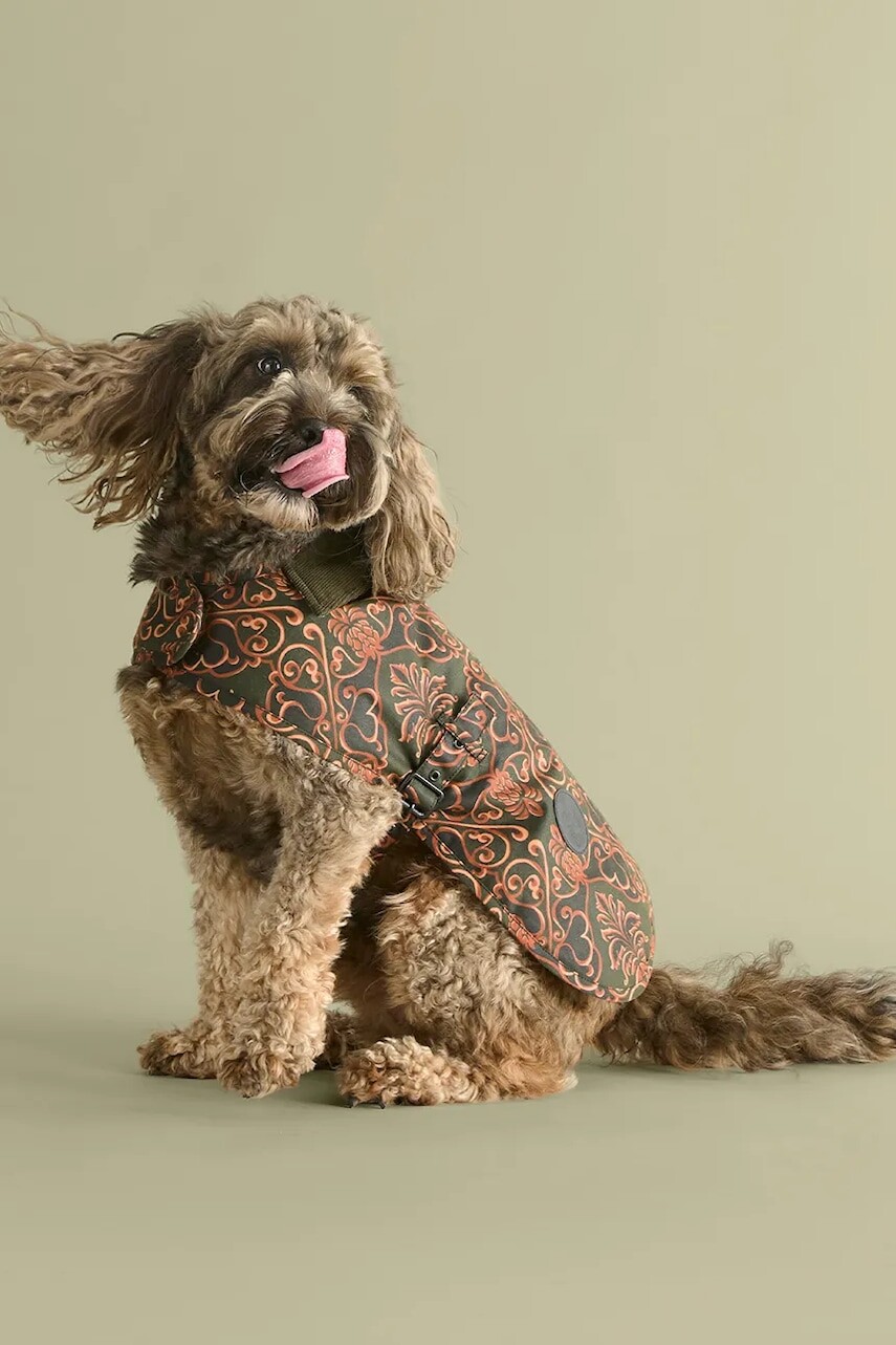 Kabát pre psa Barbour x Farm Rio viac farieb