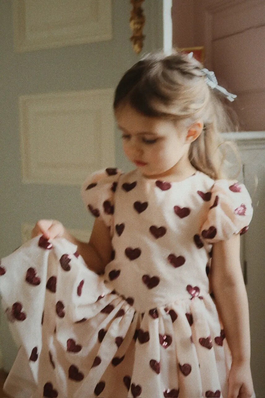 Dievčenské šaty Konges Sløjd HEARTLILY DRESS GRS béžová farba, mini, áčkový strih, KS104313