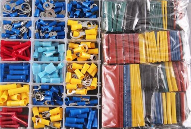 Sada konektorov faston + zmršťujúca trubica