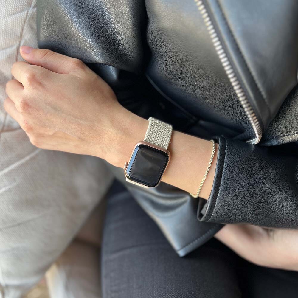 Marvelli - Pletený navliekací remienok pre Apple Watch - Orieškový Veľkosť: 42/44/45/46/49mm, Obvod: S (menší až stredný obvod zápästia), Farba:…