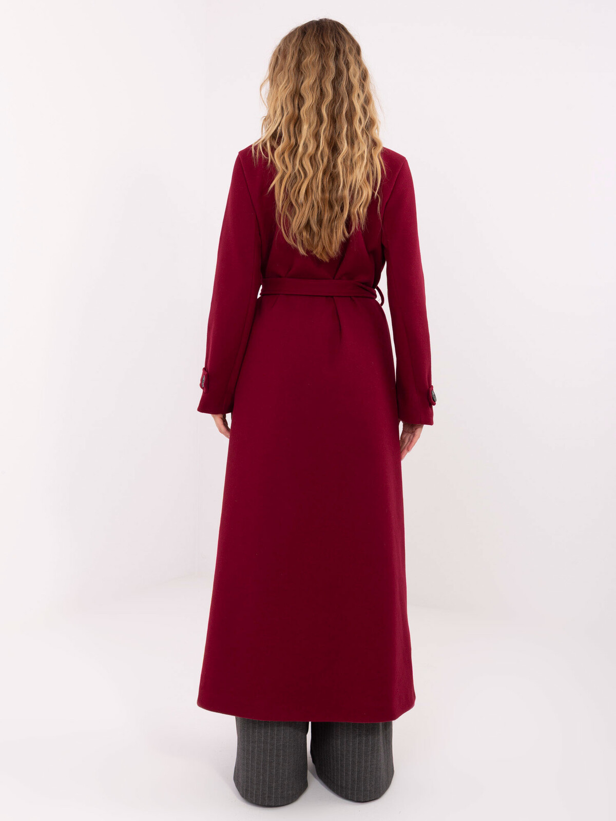 Dlhý burgundy kabát
