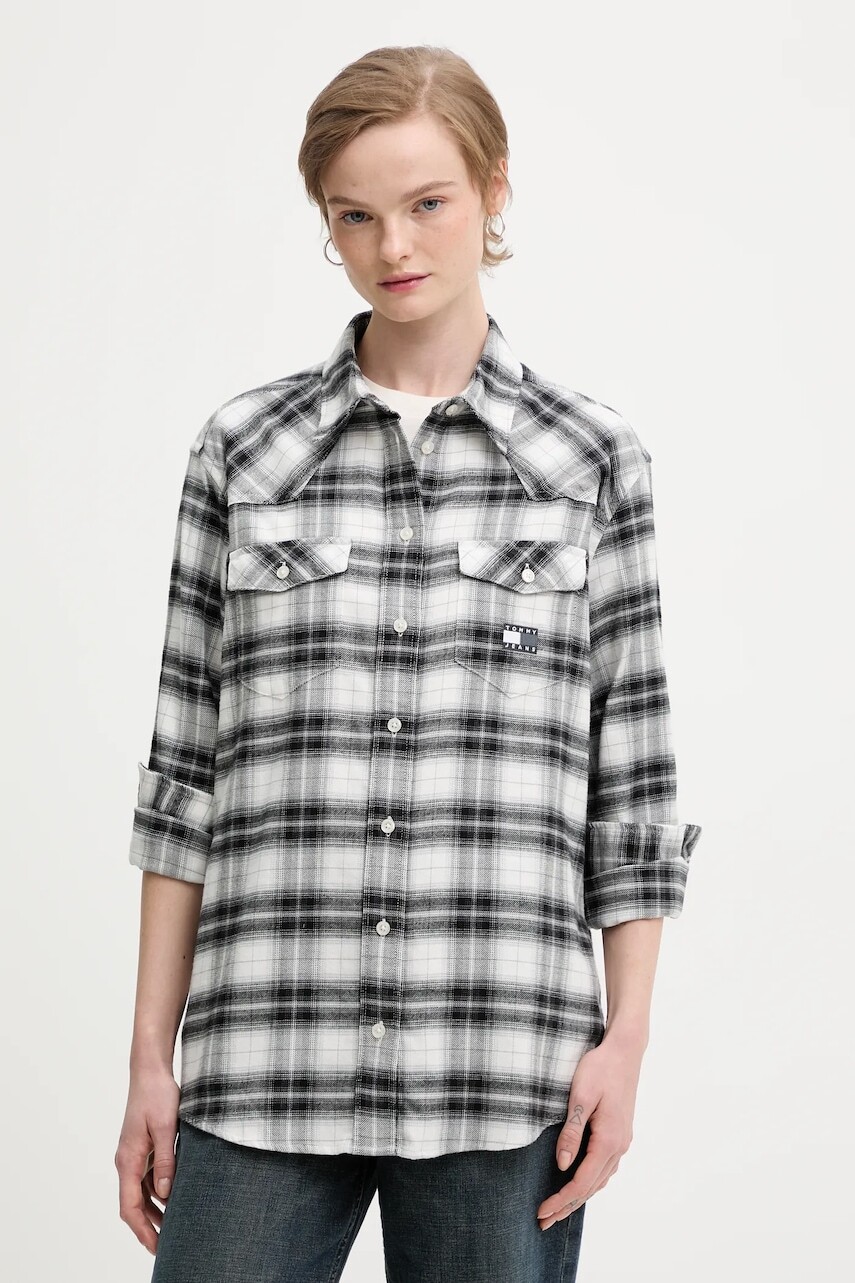 Bavlnená košeľa Tommy Jeans čierna farba, regular, s klasickým golierom, DW0DW21456