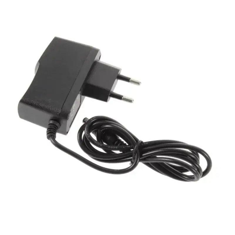 Napájací zdroj zásuvkový 5V, 2A, 5.5x2.1mm