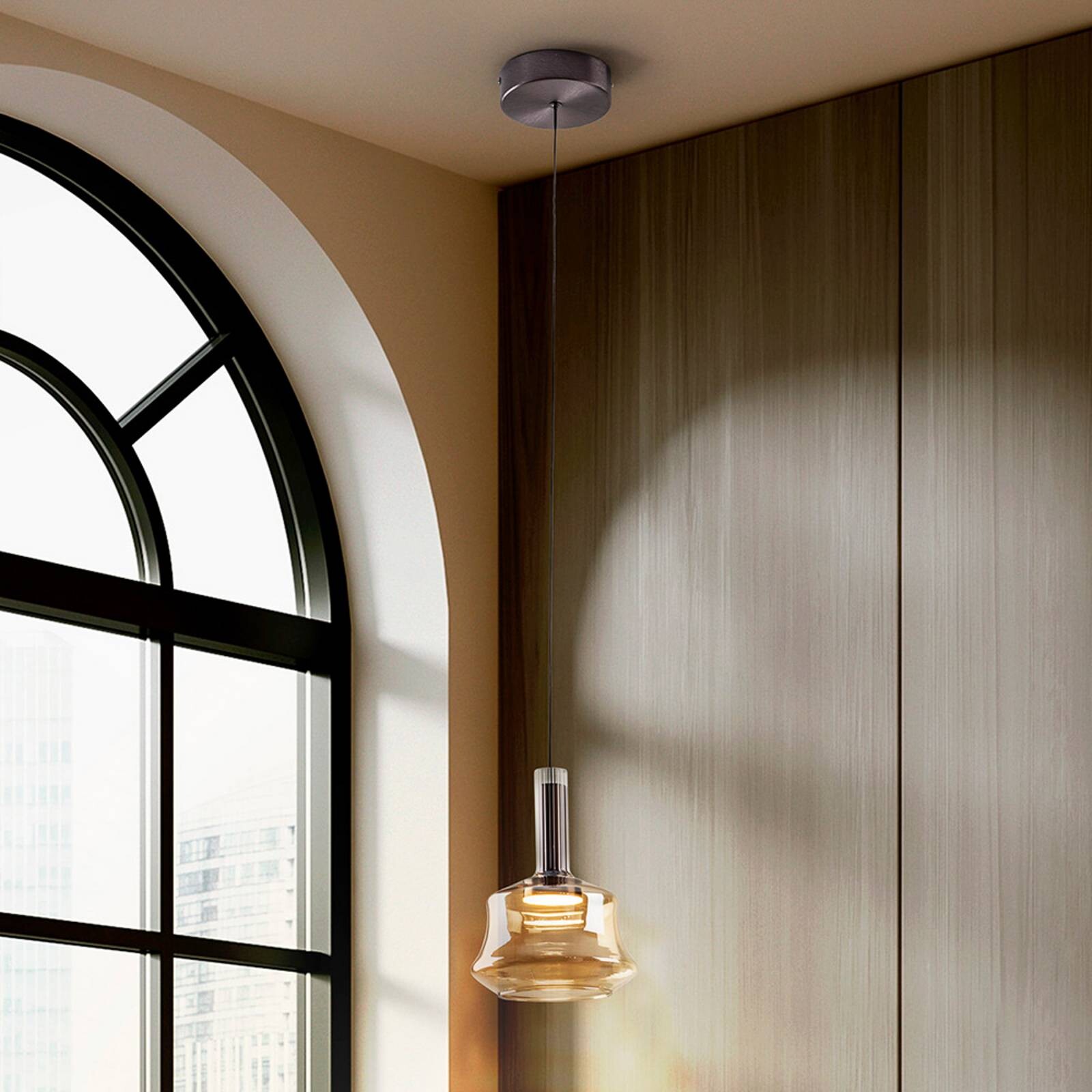 LED závesné svietidlo Scarlett, jantárová, Ø 18 cm, sklo