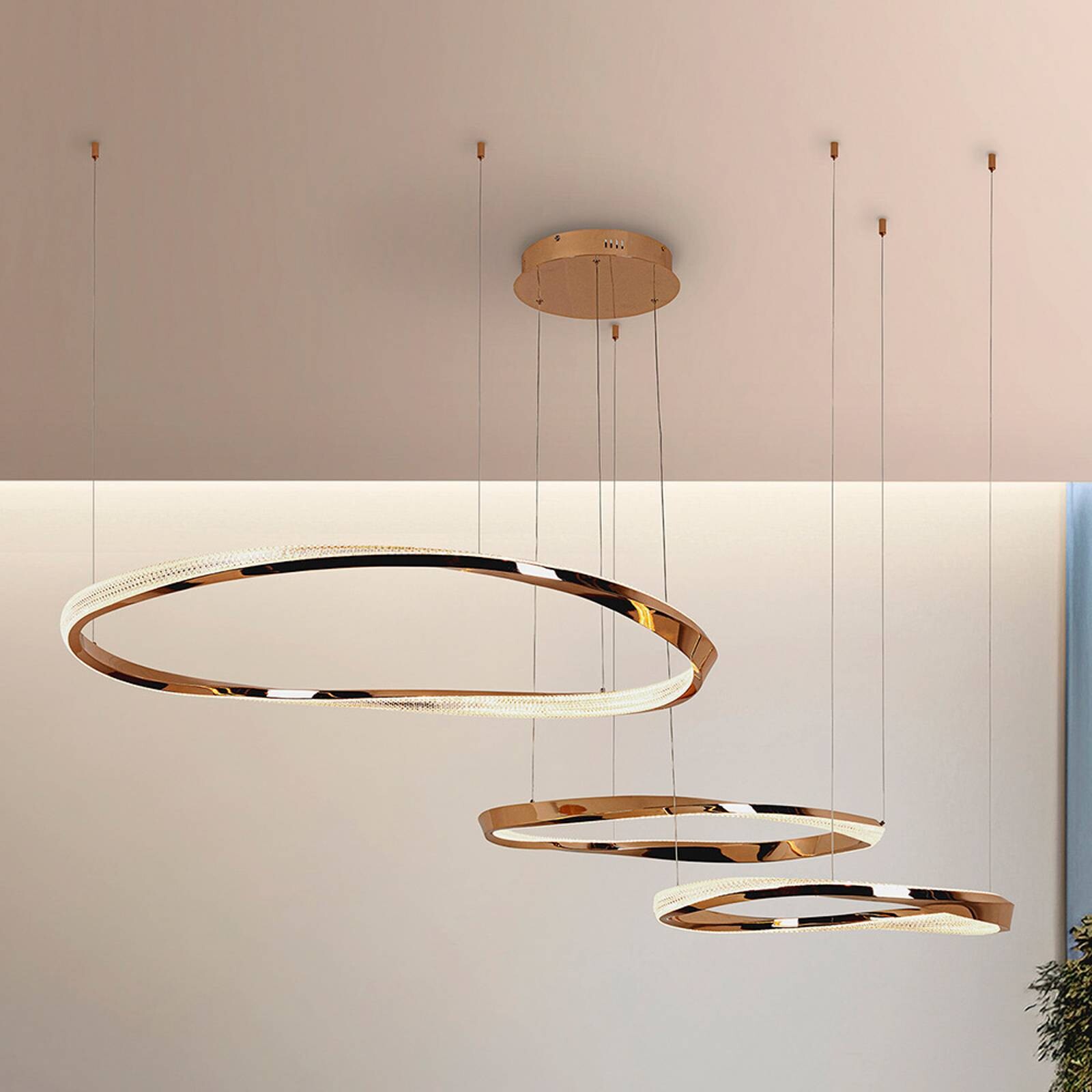 LED závesné svietidlo Orbitas, dĺžka 185 cm, zlatá farba, kov