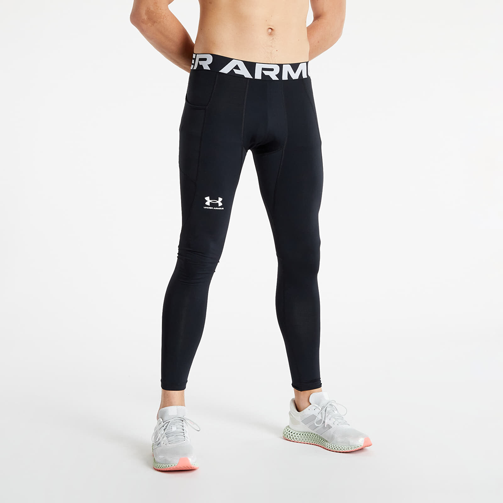 Kalhoty Under Armour Cg Armour Leggings Black/ White XXXL